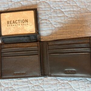 Kenneth Cole Reaction Dark Brown Leather Card Holder New